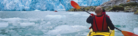kayaking-by-alaska-glacier-crop
