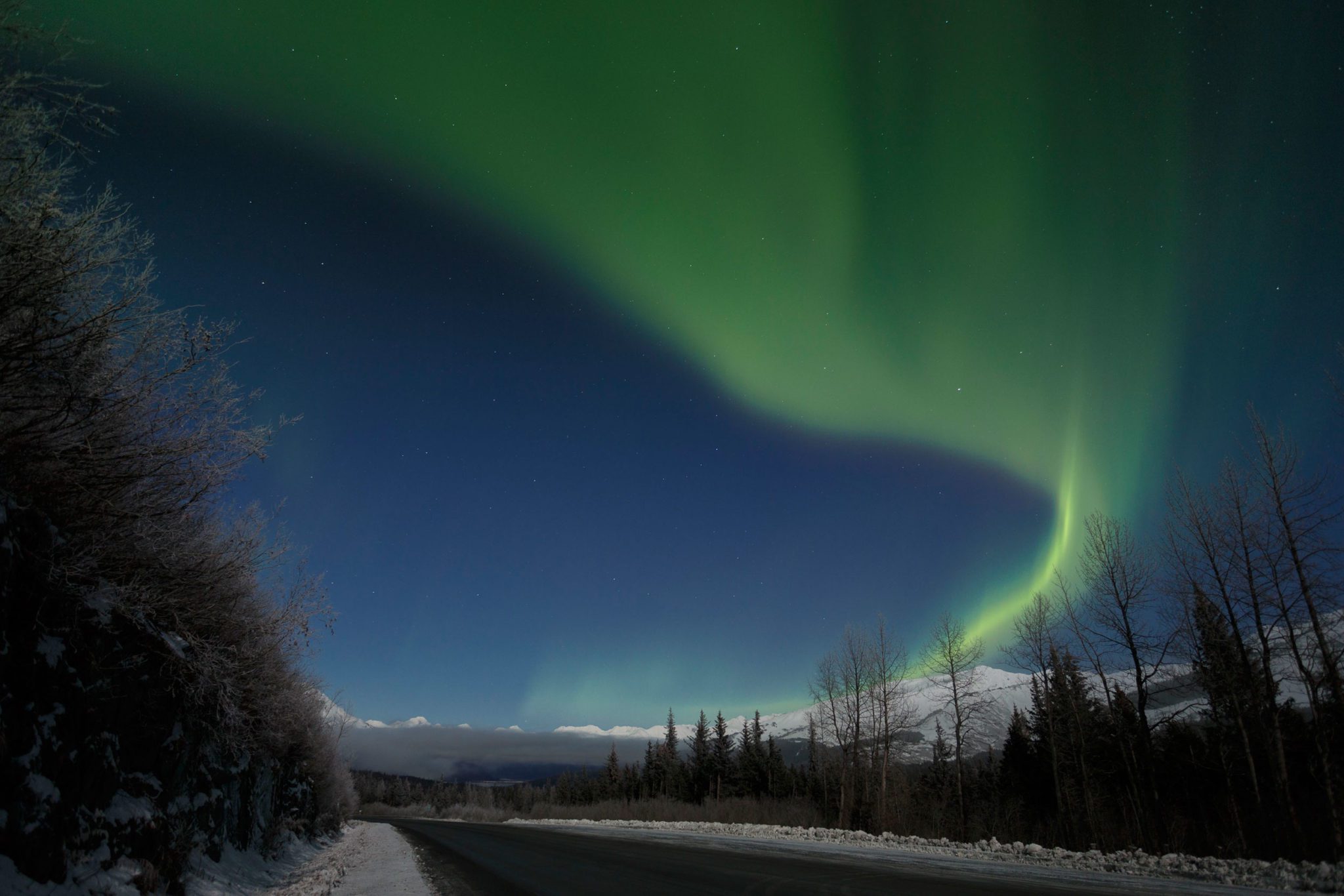 Alaska Northern Lights Tour; Arctic Circle Alaska Winter Vacation