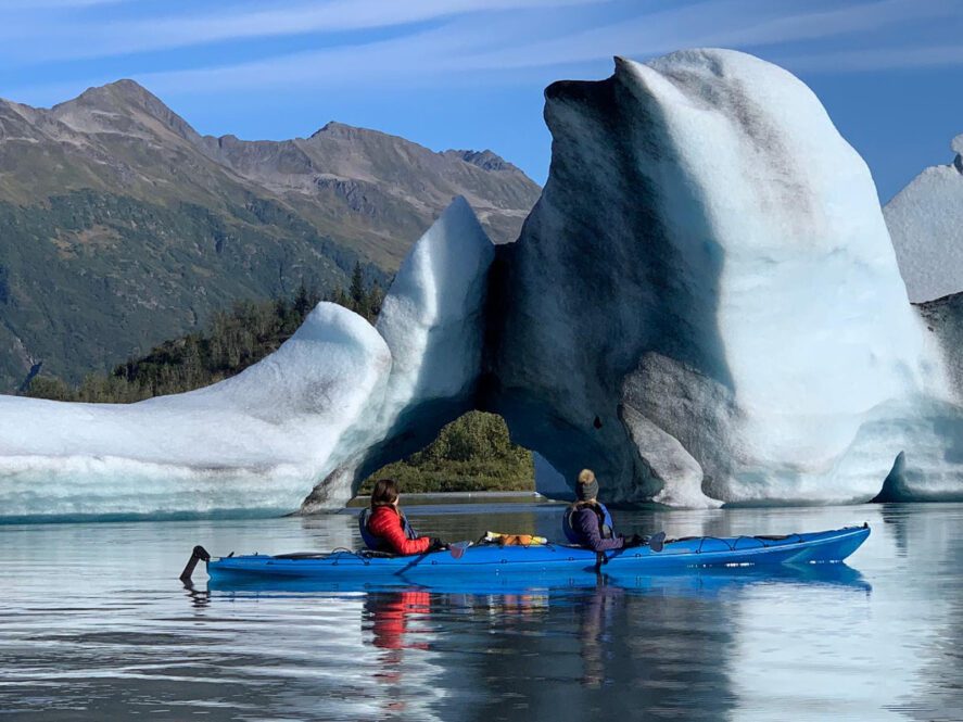 Glacier Blue Kayak & Grandview Tour from Girdwood